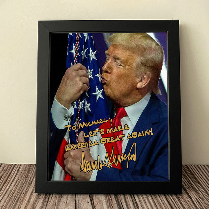 President Donald Trump Hugging Flag Picture Frame HA75 63632